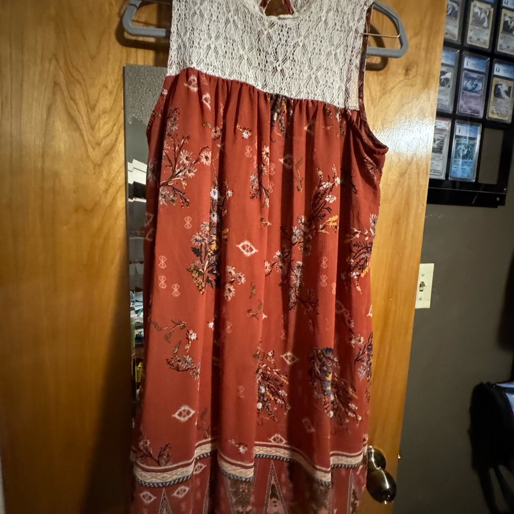 Xhilaration Red and White Floral Mini Babydoll Dress (Used)